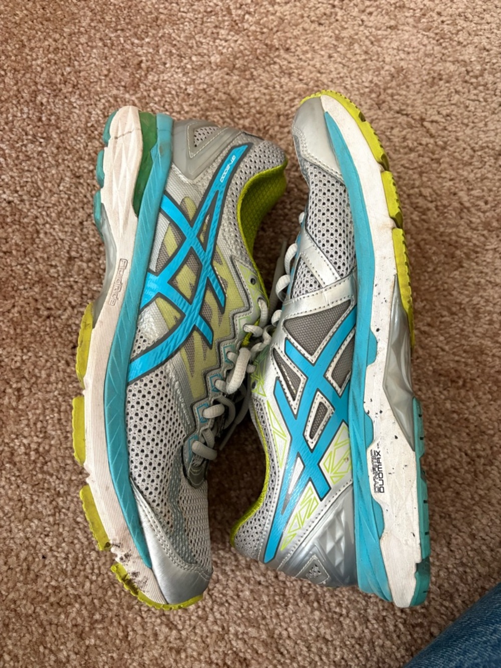 ASICS Silver & Teal Lightweight Running Shoes 9.5